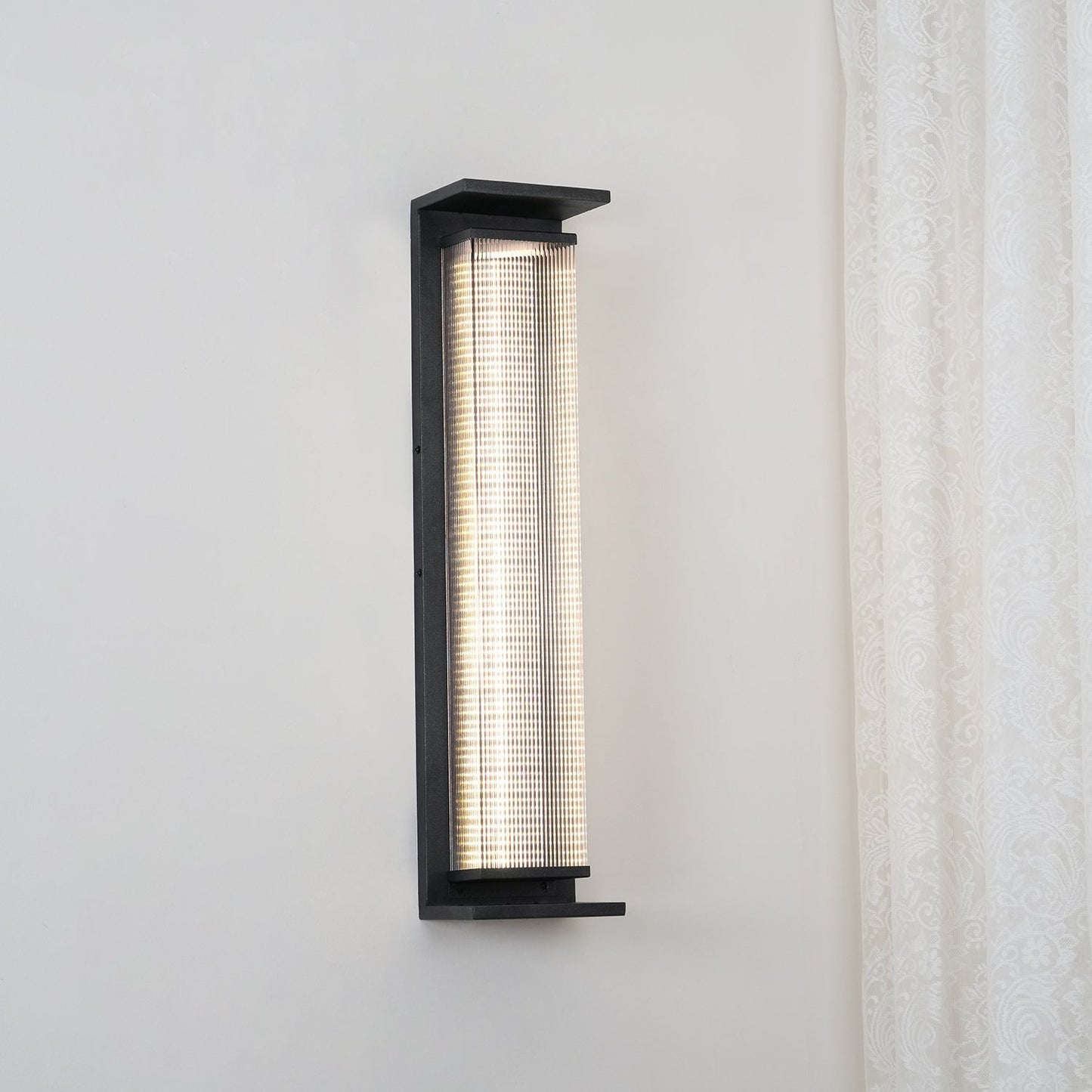 IP65 Rectangular LED Outdoor Wall Light / L 6.3″ X W 4.7″ X H 19.7″ Set Of 2 / Black / Warm Light